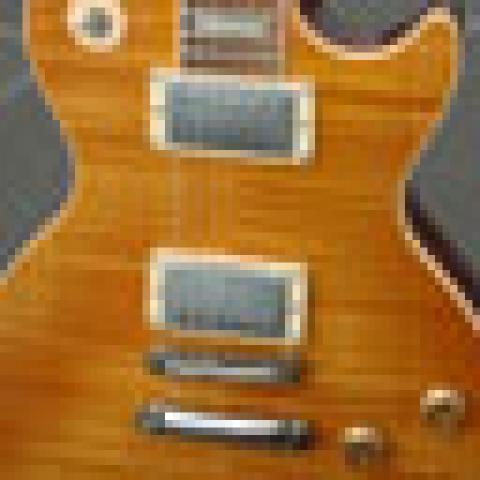 2005 Gibson Les Paul Standard.jpg